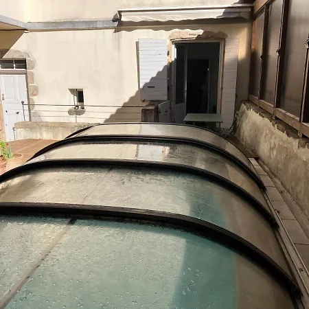 Maison De Charme Avec Plafonds Et Parquets Anciens Hébergement de vacances *