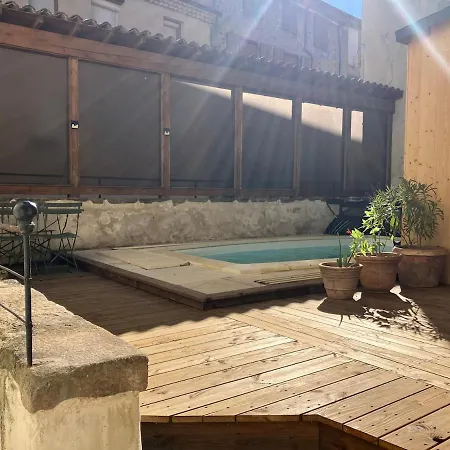 Hébergement de vacances Maison De Charme Avec Plafonds Et Parquets Anciens